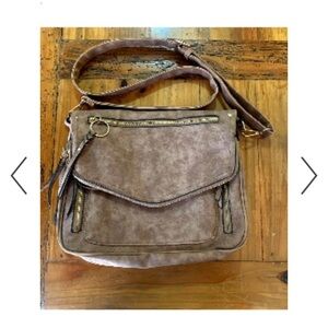 NWT Buckle Violet Ray Tan Faux Suede Foldover Crossbody Purse